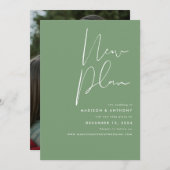 Sage Green Minimalistisch Foto Neuer Plan Hochzeit Ankündigung (Vorne/Hinten)
