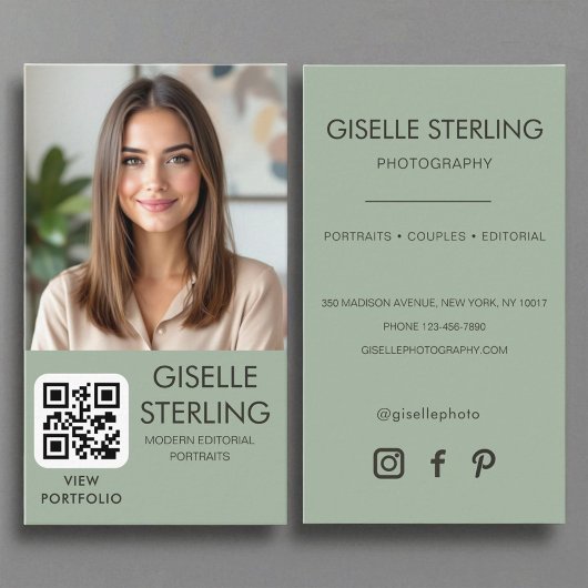 Sage Green Minimalistisch Fotograf Foto QR Code Visitenkarte
