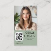 Sage Green Minimalistisch Fotograf Foto QR Code Visitenkarte (Vorderseite)