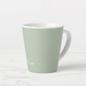 Sage Green Minimalistisch Modern Monogram Elegant Milchtasse (Rechte Ecke)