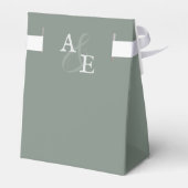 Sage Green Minimalistisch Monogram Wedding Geschenkschachtel (Rückseite)