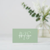 Sage Green Minimalistisch Simple Two Monogram Visitenkarte (Stehend Vorderseite)