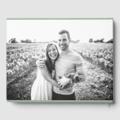 Sage Green Minimalistisch Wedding Personalisiert Gästebuch (Rückseite)