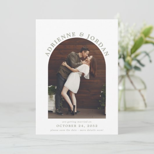 Sage Green Modern Arch Foto Save the Date (Stehend Vorderseite)