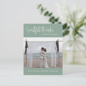 Sage Green Modern Minimal Wedding Foto Vielen Dank Postkarte (Stehend Vorderseite)