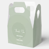 Sage Green Modern Monogram Wedding Geschenkschachtel (Geöffnet)