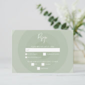Sage Green Modern Monogram Wedding RSVP (Stehend Vorderseite)