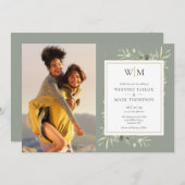 Sage Green Monogram Greenerity Foto Wedding Einladung (Vorne/Hinten)