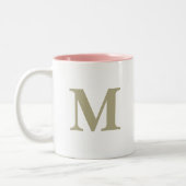 Sage Green Monogram Initial Letter Wedding Gift Zweifarbige Tasse (Links)