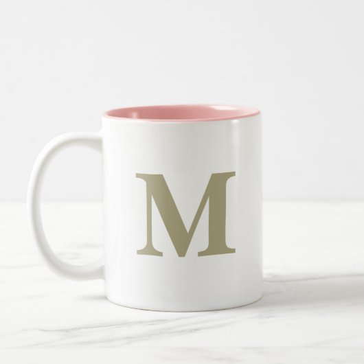 Sage Green Monogram Initial Letter Wedding Gift Zweifarbige Tasse (Links)