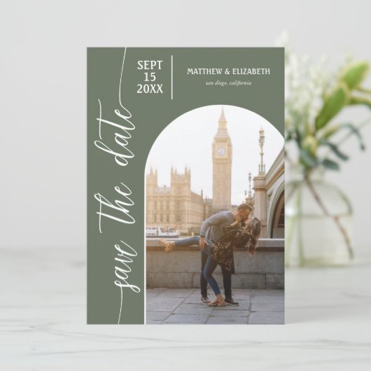 Sage Green QR Code Foto Hochzeit Save The Date (Stehend Vorderseite)