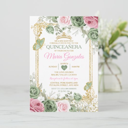 Sage Green Quinceañera Pink Gold Crown Butterfly Einladung (Stehend Vorderseite)