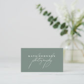 Sage Green Signature Script QR Code Social Media Visitenkarte (Stehend Vorderseite)