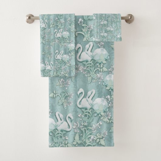 Sage Green Silk Drapes & Flamingos Blume Badhandtuch Set (Insitu)