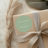 Sage Green Simple Minimalistische Couple Names Wed Runder Aufkleber