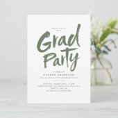 Sage Green Simple Modern Brush Script Grad Party Einladung (Stehend Vorderseite)