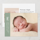 Sage Green Simple Monogram New Baby Foto Birth Ankündigung (Vorne/Hinten)