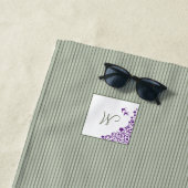 Sage Green Strip Lila Blumenzellenschrift Monogram Strandtuch (Beispiel)