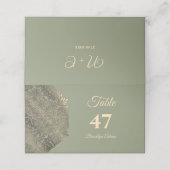 Sage Green und Gold Elegante Luxus Hochzeit Platzkarte (Außenseite Aufgefaltet)