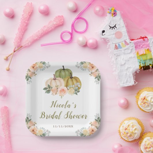 Sage Green und Peach Floral Pumpkins Brautparty Pappteller (Party)