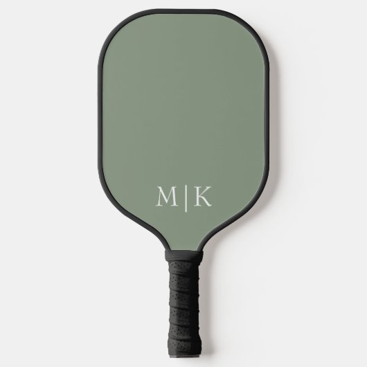 Sage Green und White | Modernes Monogramm Pickleball Schläger (Vorderseite)