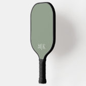 Sage Green und White | Modernes Monogramm Pickleball Schläger (Links)