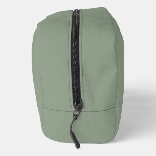 Sage Green und White | Modernes Monogramm Waschbeutel (Rechts)