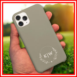 Sage Green und White | Monogram für moderne Initia iPhone 16 Pro Max Hülle