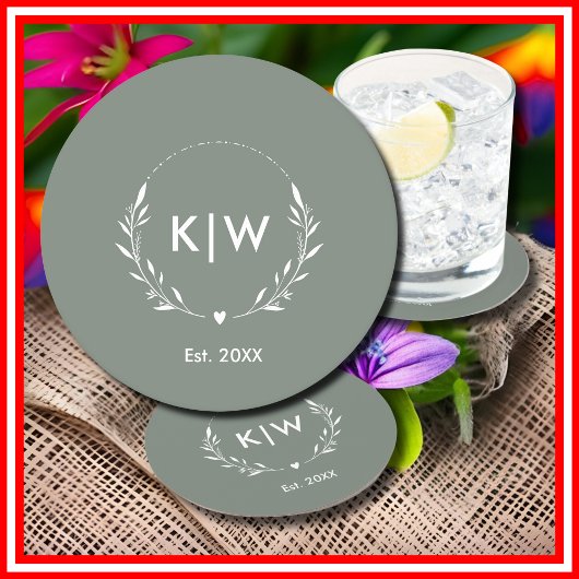 Sage Green und White | Monogram für moderne Initia Runder Pappuntersetzer