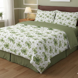 Sage Green Watercolor Shamrocks Clovers Pattern Kissenbezug