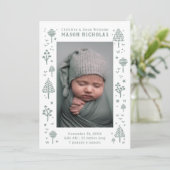 Sage Green Woodlands Foto Birth Ankündigung (Stehend Vorderseite)