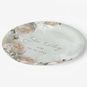 Sage Greenery White Rose Wedding Pappteller (Schrägansicht)