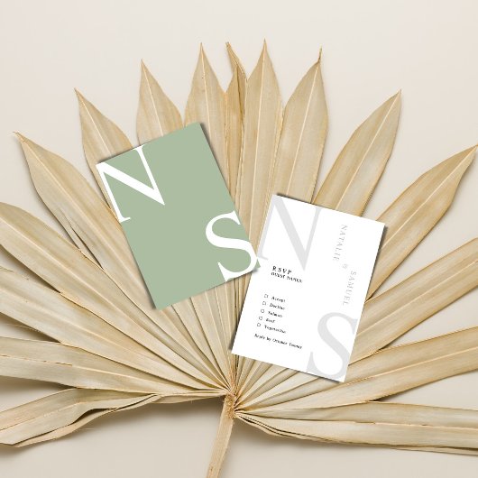 Sage GreenMinimalist Elegant Bold Initials Wedding RSVP Karte