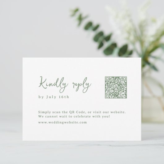 Sage Hand Drawn Monogram Whimsical Wedding QR code RSVP Karte (Stehend Vorderseite)