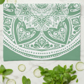 Sage Mandala Handtuch (Gefaltet)