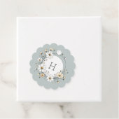 Sage Monogram Boho Blume Personalisiert skaliert Geschenkanhänger (Beispiel)