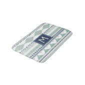 Sage & Navy Blue Monogram Native American Pattern Badematte (Schrägansicht)