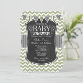 Sage Olive Chalkboard Zickzack Babydusche Einladun Einladung (Stehend Vorderseite)