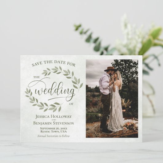Sage & Olive Green Blätter & Foto Rustikale Hochze Save The Date (Stehend Vorderseite)