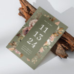 Sage Olive Green Wedding | Elegant Floral Earthy Save The Date<br><div class="desc">Mit dieser eleganten Save the Date-Karte können Sie Ihren großen Tag mit sanften Aquarellblumen in Rosa, Creme und erdigen Farbtönen verbringen. Das Set wird vor einem üppigen, grün gestalteten Olivenhain serviert. Dieser erdgrüne Ton bringt eine ruhige, gepflegte Ästhetik, perfekt für rustikale, botanische, boho oder romantische Gartenhochzeiten. Das stimmungsvolle Blumendesign schafft...</div>