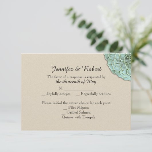 Sage Succulent Wedding Response Card RSVP Karte (Stehend Vorderseite)
