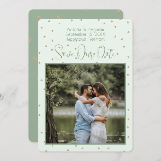 Sage Tiny Hearts Foto Speichern Sie die Daten Einladung (Vorne/Hinten)