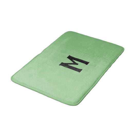 Sagegrün Monogramm Badematte (Schrägansicht)