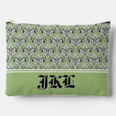 Sagegrüner Damastdruck mit Monogramm Zubehörtasche (Vorderseite)