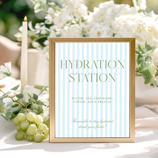 Sagegrünes und blaues Streifen-Hydrationsstationen