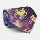 Sagittarius & Nebula Design 7 Männer-Krawatte Krawatte (Gerollt)