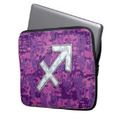 Sagittarius Zodiac Sign auf Fuchsia Digital Camouf Laptopschutzhülle (Vorderseite Links)