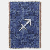 Sagittarius Zodiac Symbol NavyDigital Camouflage Decke (Vorderseite Vertikal)