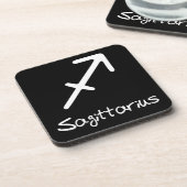 Sagittarius Zodiac-Zeichen auf schwarzem Hintergru Getränkeuntersetzer (Linke Seite)