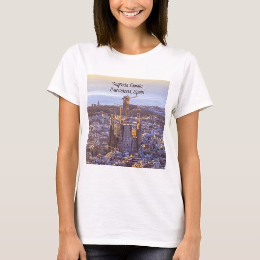 Sagrada Familia Katholische Kirche, Barcelona, Spa T-Shirt (Vorderseite)